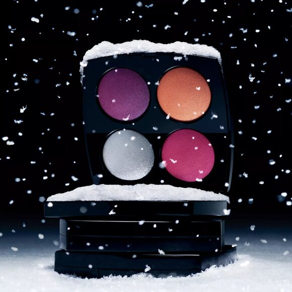 CHANEL ENCHANTED NIGHT Eyeshadow & Blush Palette NIB NWT - Picture 3 of 4